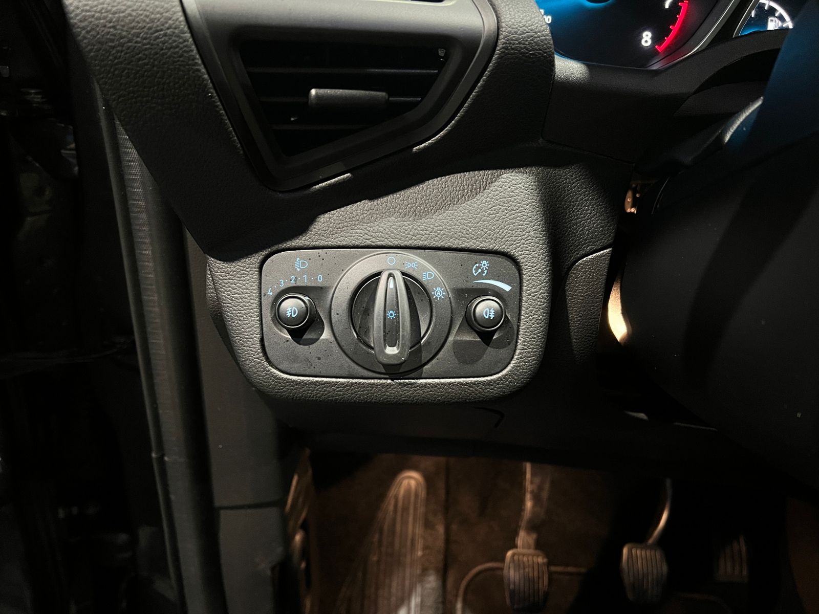 Fahrzeugabbildung Ford Kuga Cool & Connect AHK SHZ NAVI KLIMA