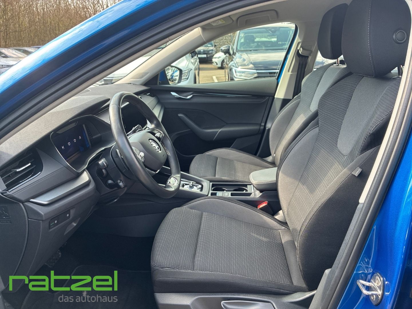 Fahrzeugabbildung SKODA Octavia Combi Ambition 2.0 TDI Navi AHK-klappbar