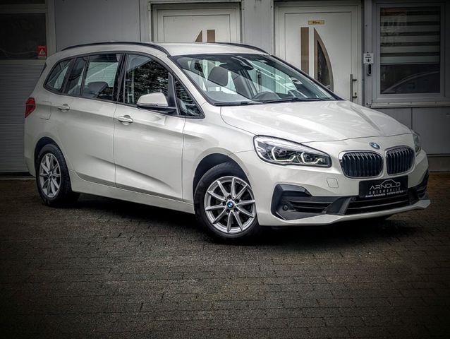 BMW 218i Gran Tourer *LED*HuD*PDC*AHK*Navi*SHZ*LM