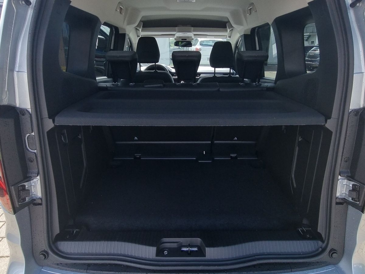 Fahrzeugabbildung Renault Kangoo PKW TECHNO TCe 130 EDC