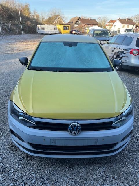 Volkswagen Polo VI Trendline