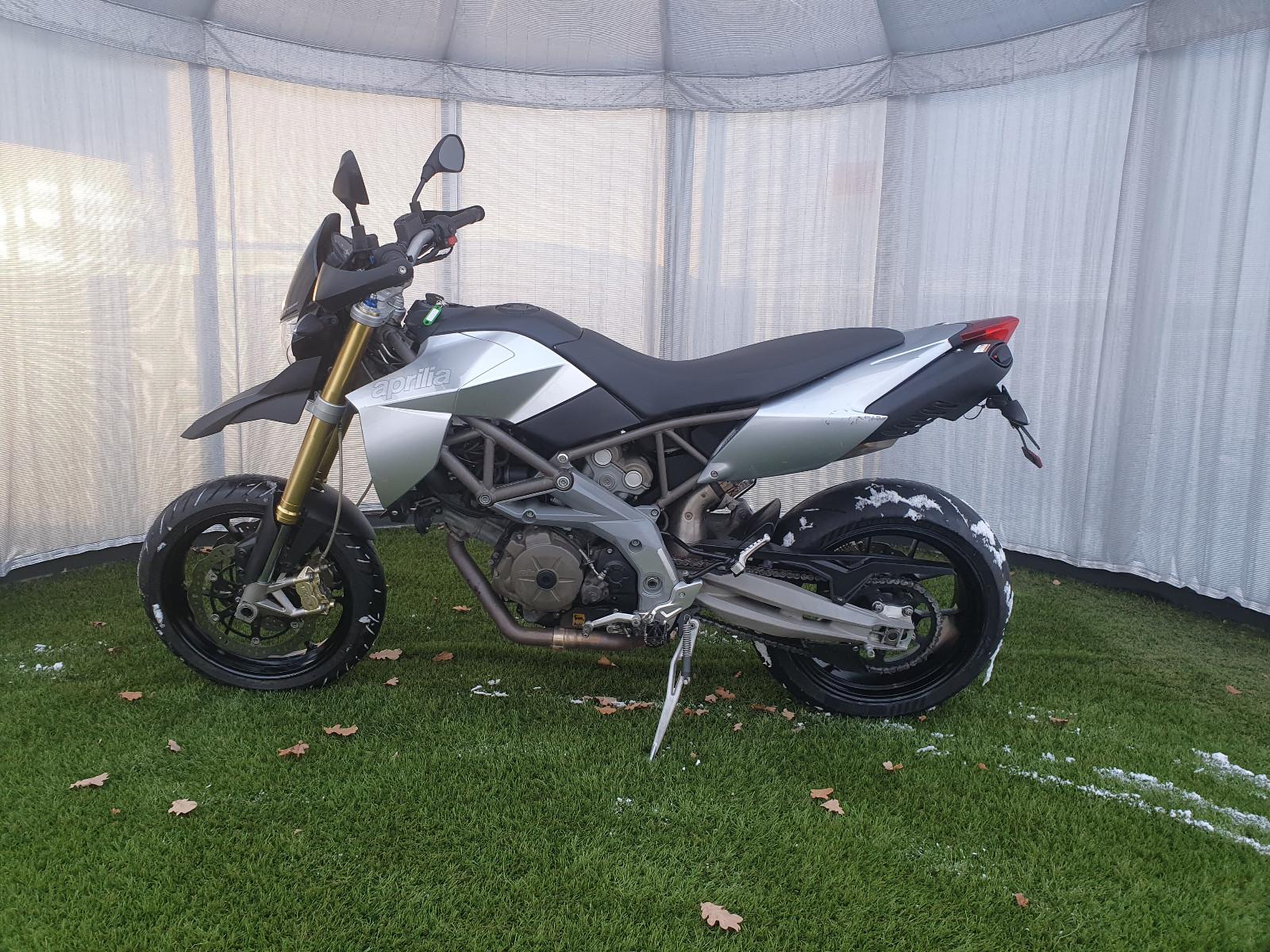 Aprilia Dorsoduro 750