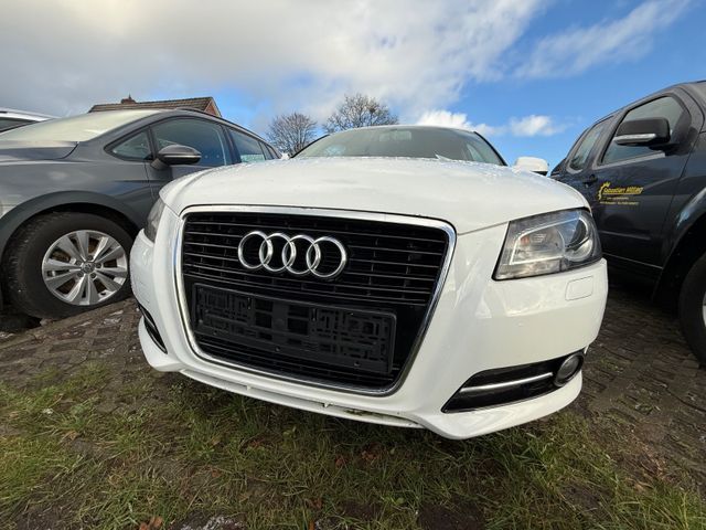 Audi A3 1.6 TDI Attraction TÜV INSP