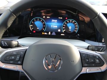 Volkswagen Golf VIII 1.5 TSI AHK Move KLIMA LED NAVI ALU