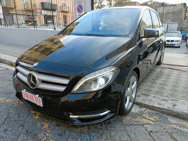 Mercedes-Benz Mercedes-benz B 200 1.8cc CDI Mercedes