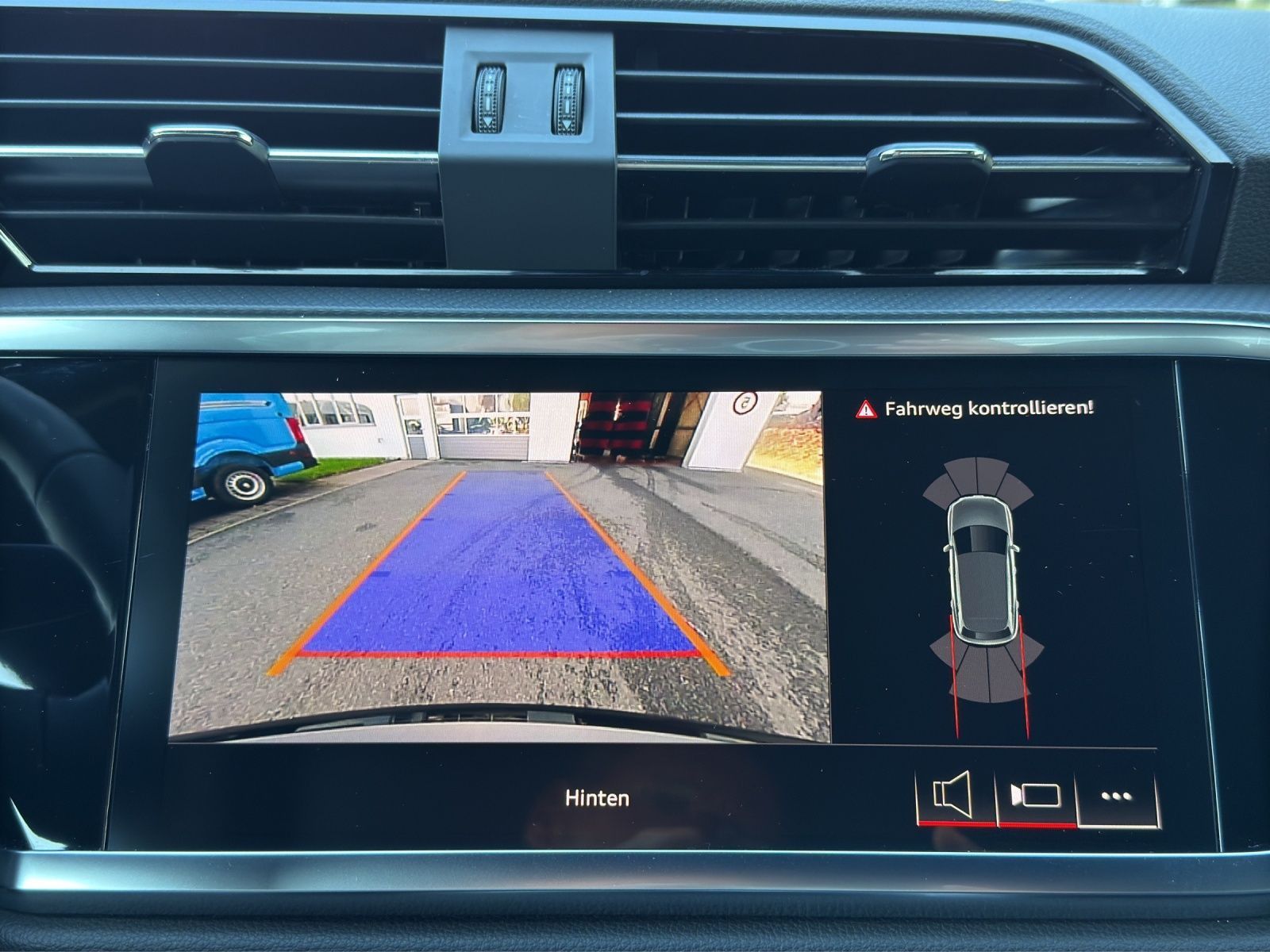 Audi Q3 - Bild 17