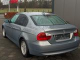 BMW 320 3 Limousine 320i - BMW Gebrauchtwagen von 2006