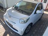 Toyota IQ 1,0-l-VVT-i Multidrive - - Toyota IQ von privat