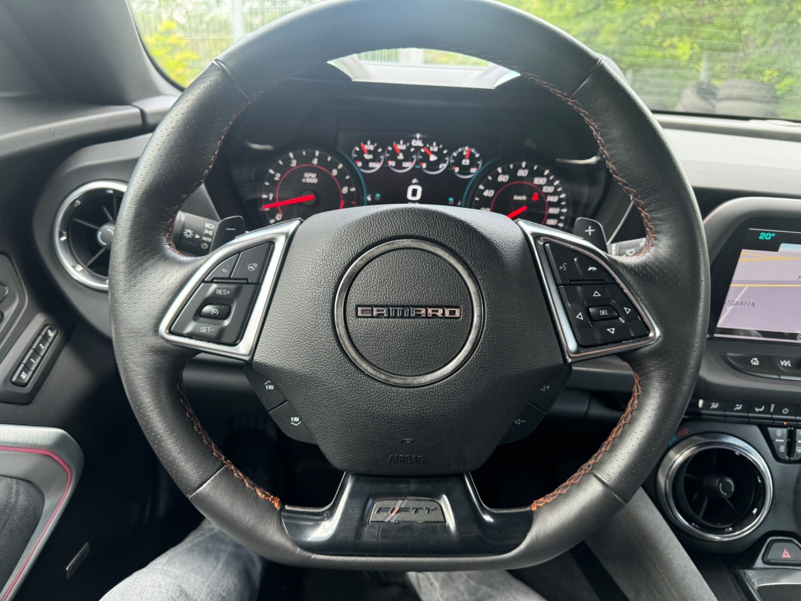 Fahrzeugabbildung Chevrolet Camaro 6.2 V8 AT 50th Anniversary Edition Voll