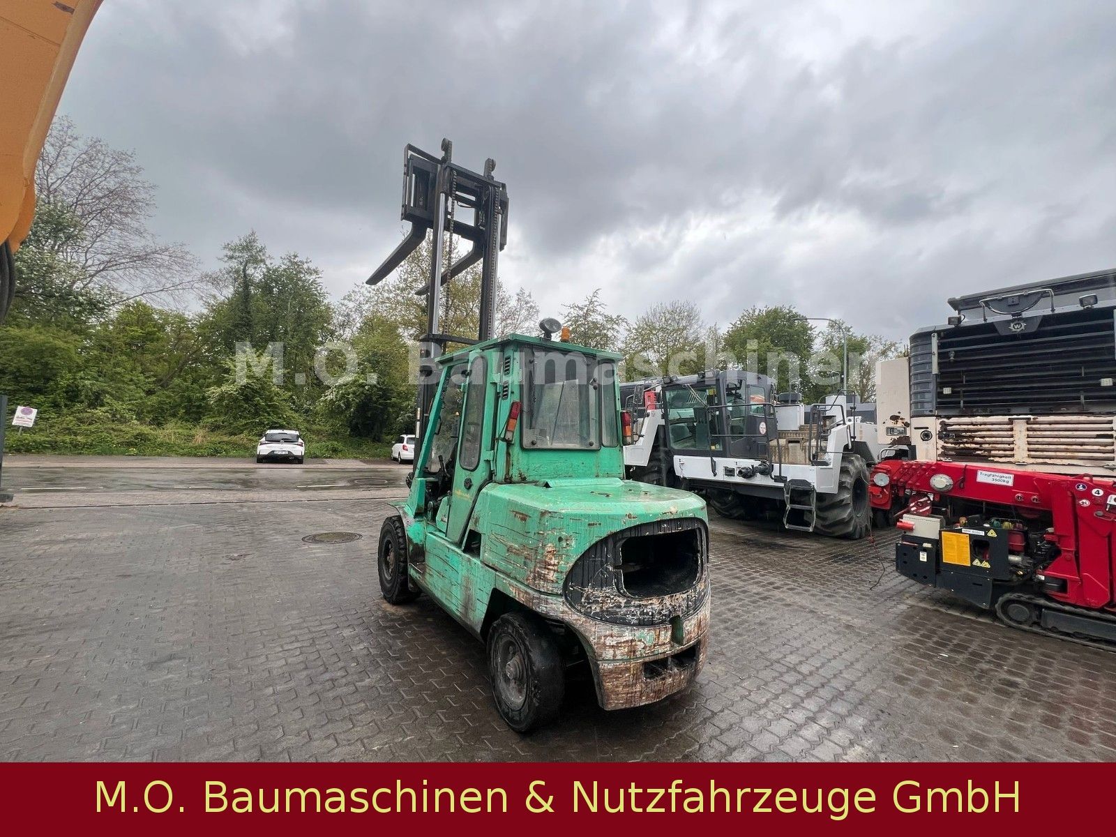 Fahrzeugabbildung Mitsubishi FD 50 K -2 / 5t / 3,80 m / Duplex / SS