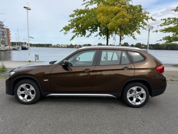 BMW X1 - 1