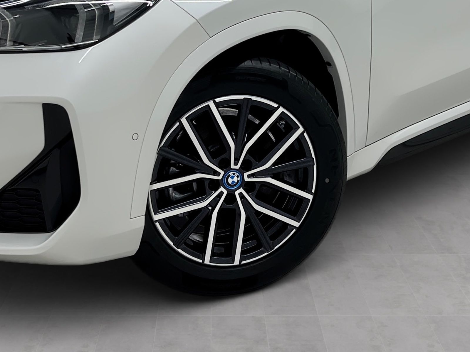 BMW iX1 - Bild 8