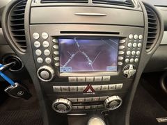 MERCEDES-BENZ SLK 350 AMG Designo H&K Navi PDC Xenon SHZ Leder