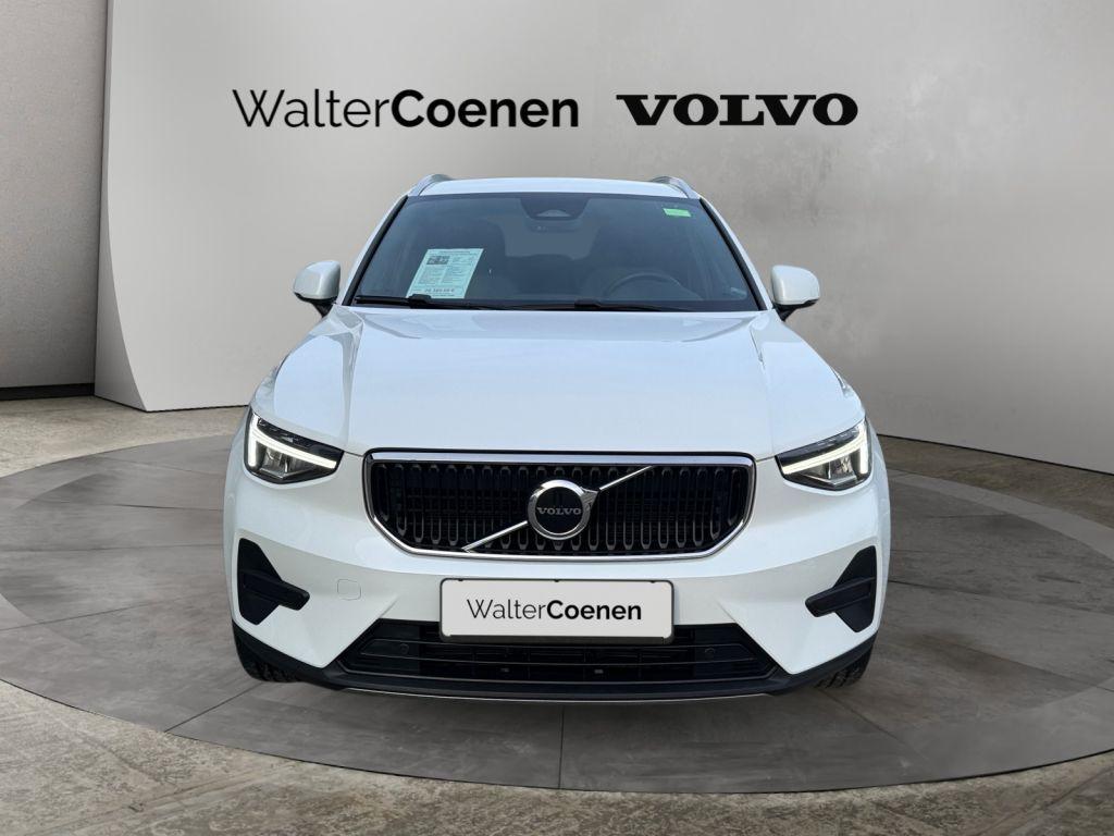 Volvo XC40 B3 B DKG Core Winter-Paket getönte Scheiben