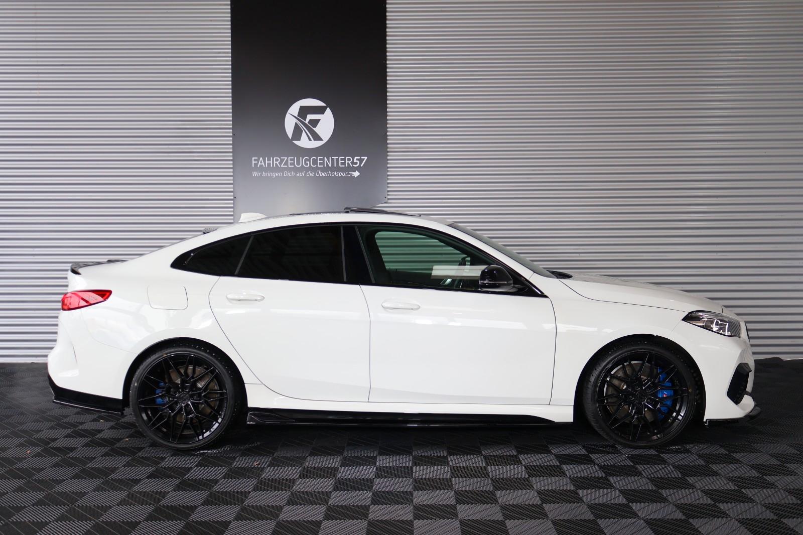 BMW M235i xDrive Gran Coupé/LED/RFK/HIFI/CARPLAY