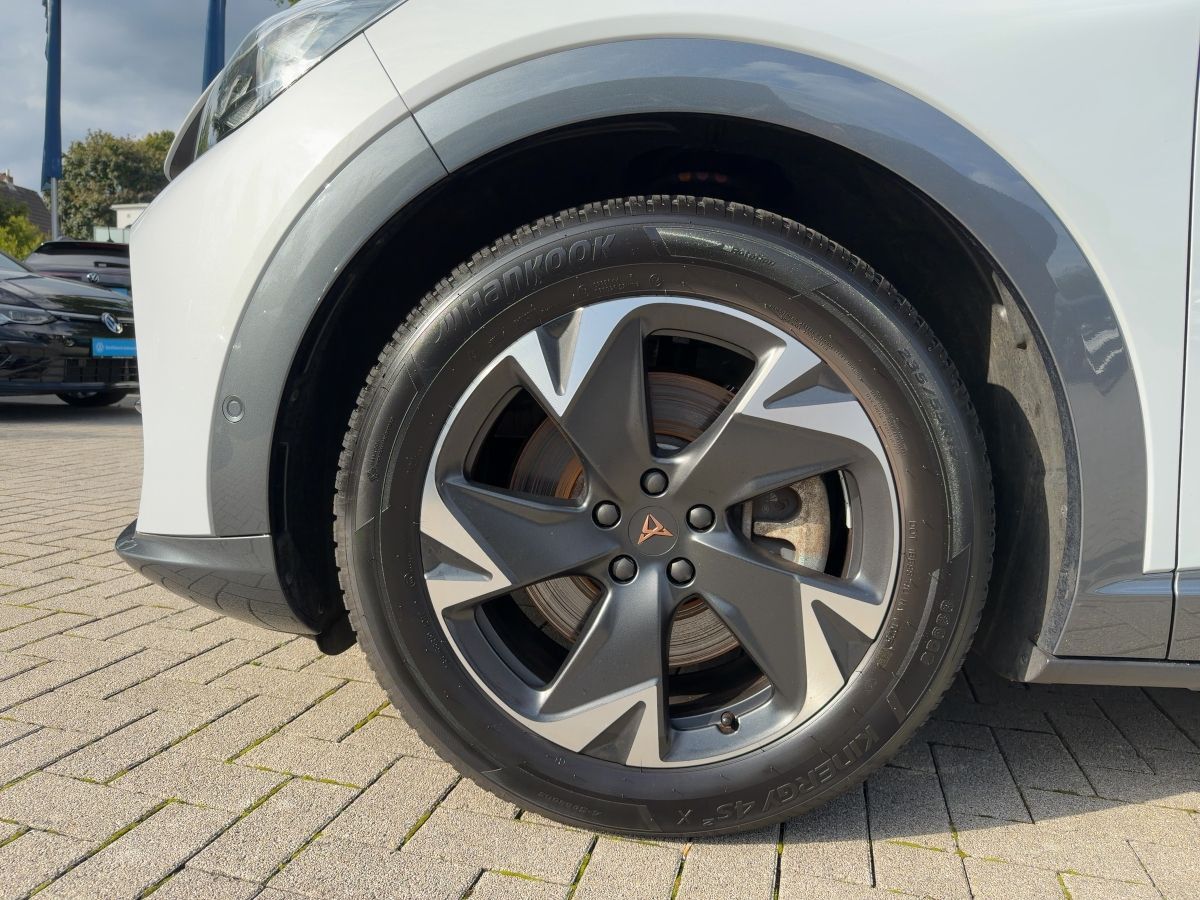 Cupra Tavascan - Bild 12