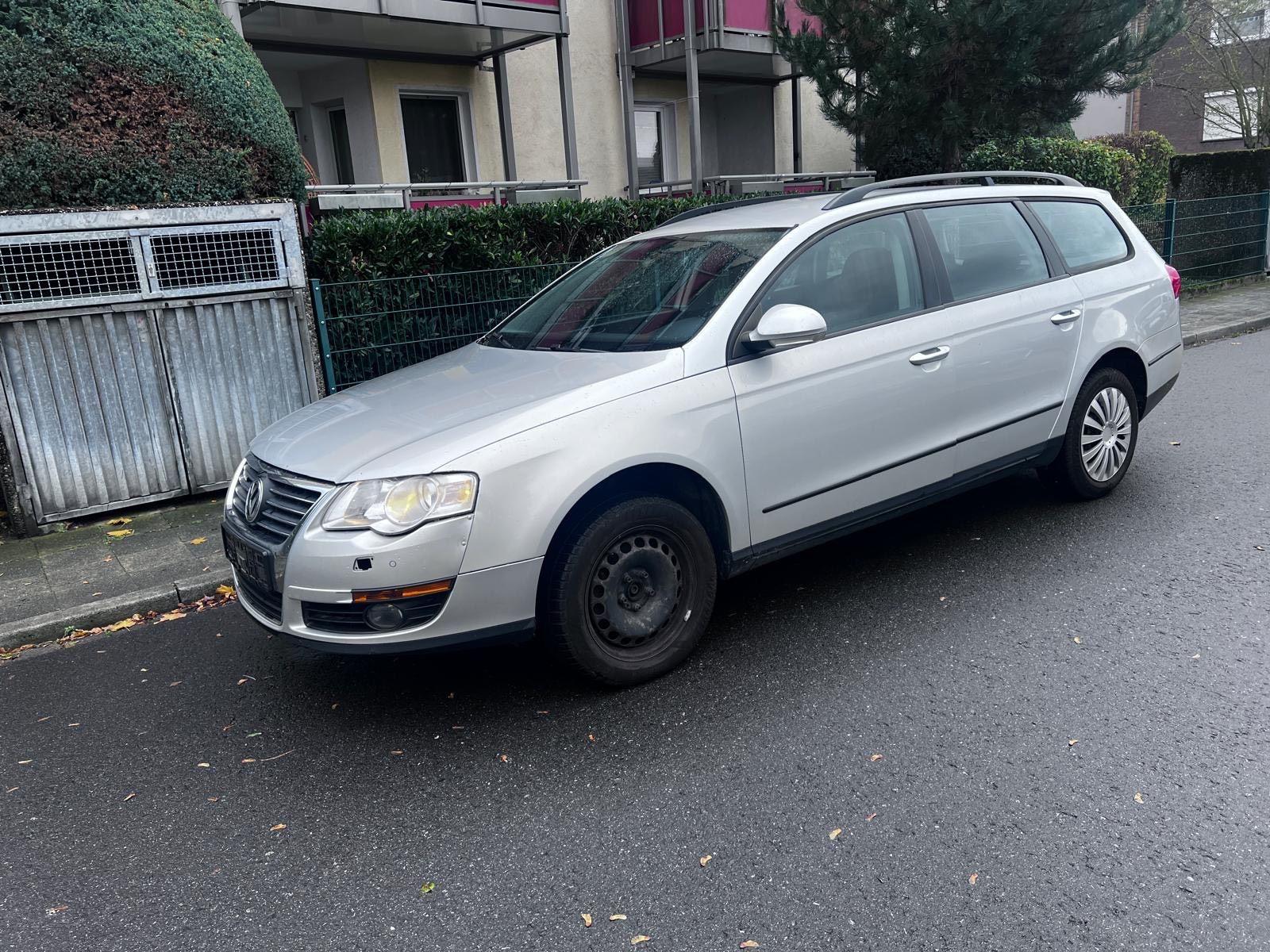 Volkswagen Passat 2008 — rear view