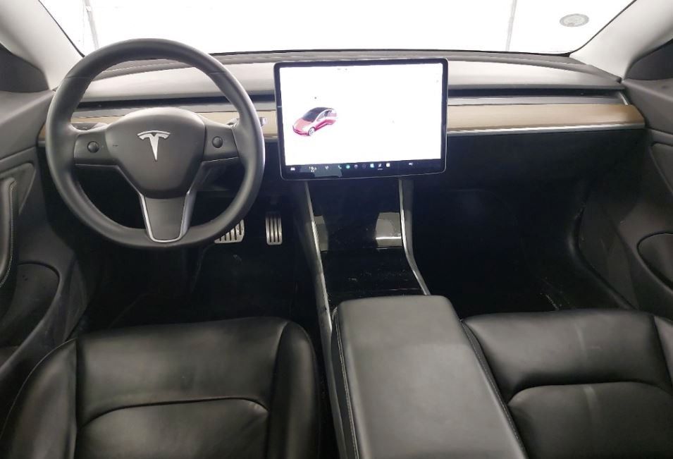 Fahrzeugabbildung Tesla Model 3 PERFORMANCE DUAL-MOTOR NAVI/LED/KAMERA