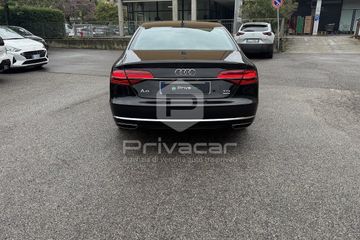 Audi A8 - 6