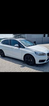 BMW 220 Active Tourer 220d xDrive Steptronic Spo... - BMW 220 Active Tourer aus 2017