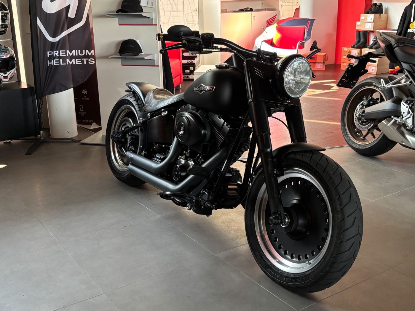 Fahrzeugabbildung Harley-Davidson Heritage Softtail Custom Umbau Fat Boy