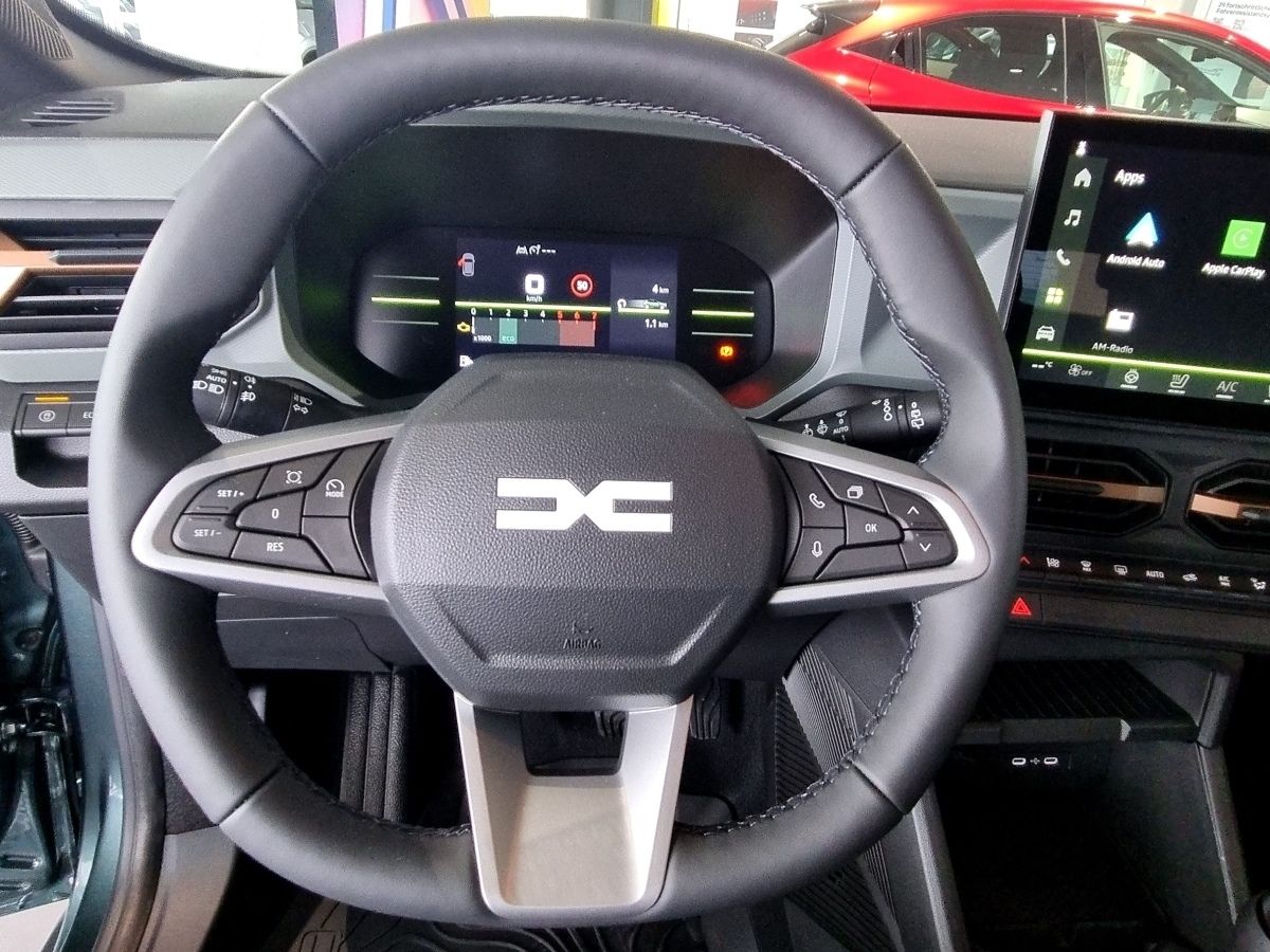 Fahrzeugabbildung Dacia Duster Extreme mild hybrid 140