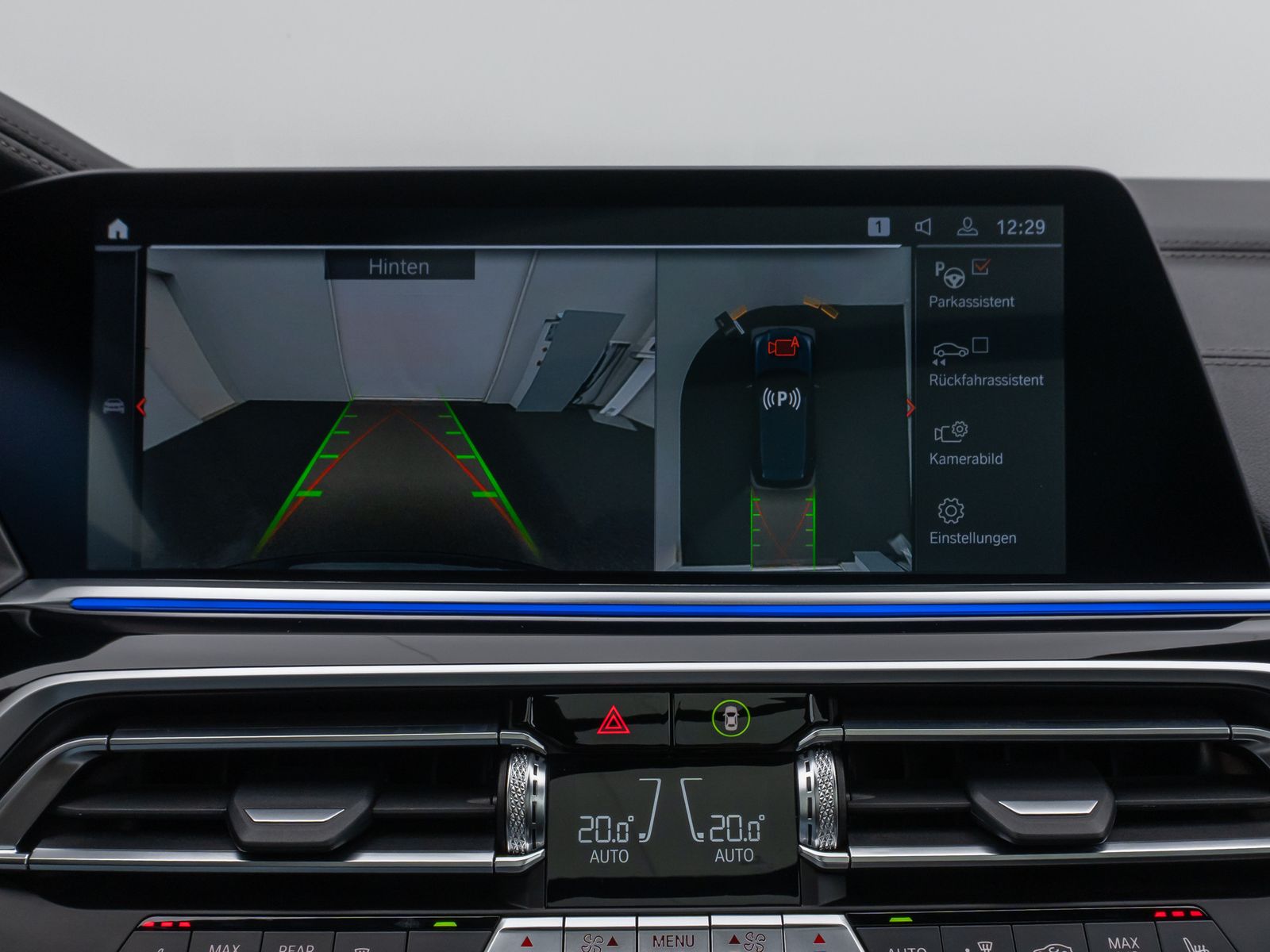 Fahrzeugabbildung BMW X5 M50i Panorama 360° Laser HUD DAB HiFi SoftCL