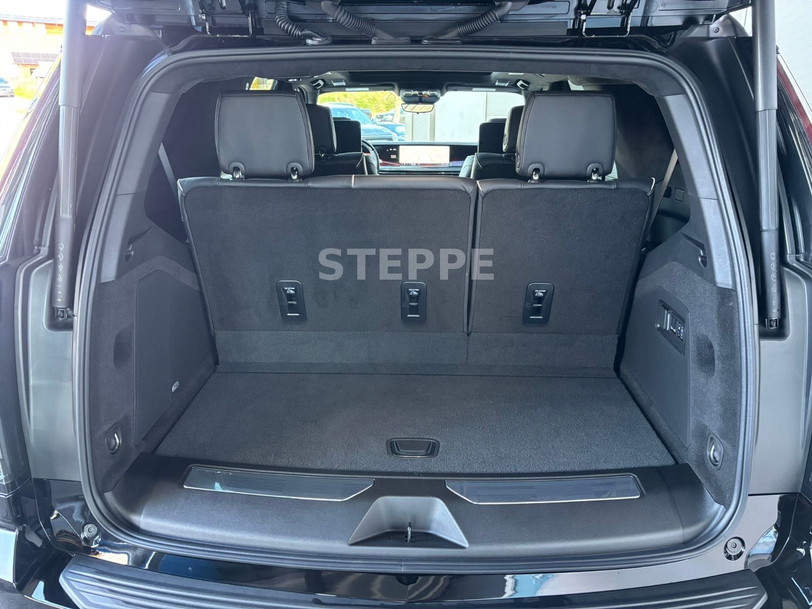 Cadillac Escalade MY26 V-Series 6.2 V8 Supercharged AWD