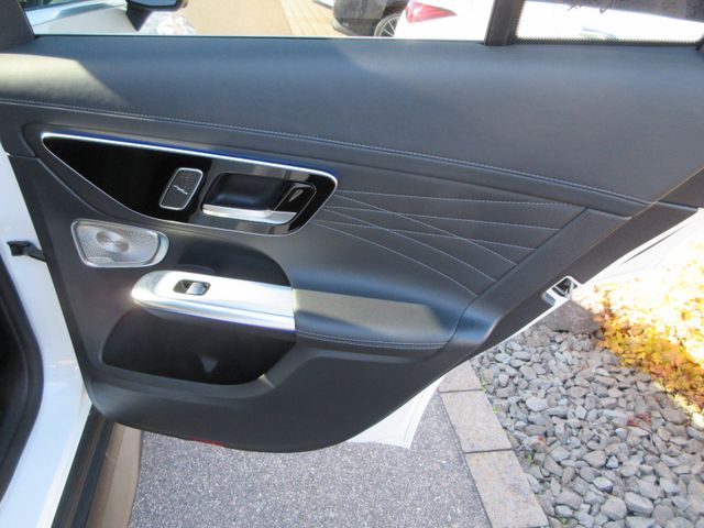 Fahrzeugbild 14