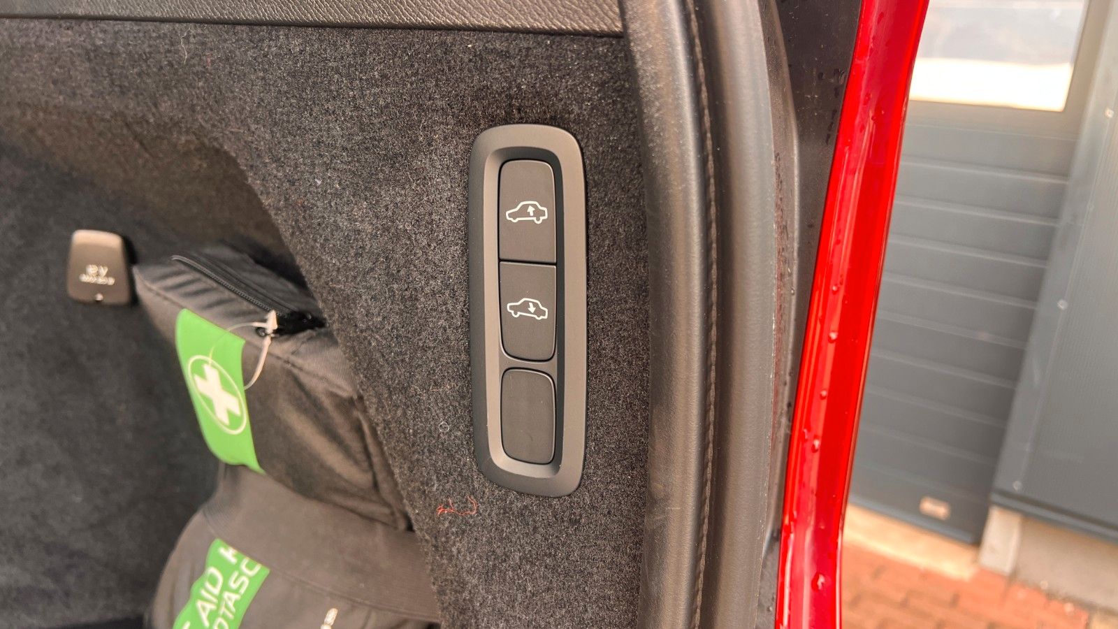 Fahrzeugabbildung Volvo B5D AWD Ultimate Bright *MASS*B&W*LUFT*HUD*AHK