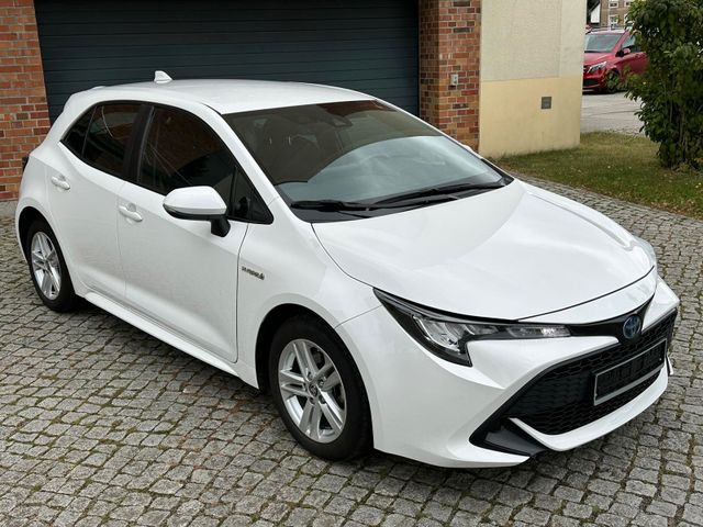 Toyota Corolla Hybrid Business Edition