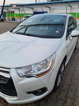 Citroën DS4 PureTech 130 Stop&Start Chic Chic - Citroën DS4 aus 2015