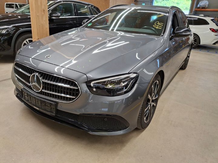 Image of Mercedes-Benz E 200