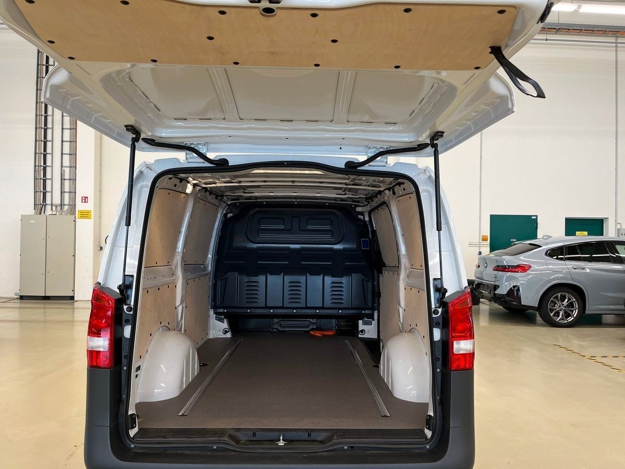 Fahrzeugabbildung Mercedes-Benz Vito 116 CDI 9G Klima Kamera SHZ