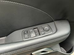 Fahrzeugabbildung Dodge Challenger R/T V8 Performance+ LPG dt. Fzg. 1.Hd