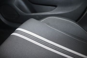 Fotografie 18 des Opel Corsa 1.2 Direct Injection Turbo GS