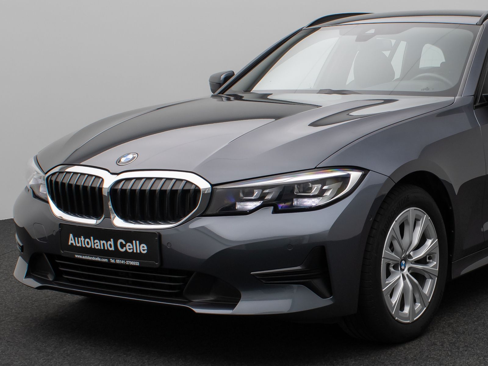 Fahrzeugabbildung BMW 320d DAB HiFi CockPitPro Lordos Alarm PDC Sport