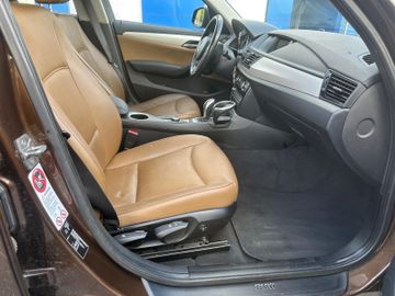 BMW X1 - 10