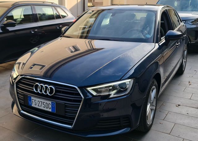 Audi A3 SPB 1.6 TDI 116 CV S tronic Business