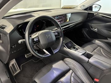 Fotografie 14 des Citroën DS4 PureTech 180 CROSS RIVOLI