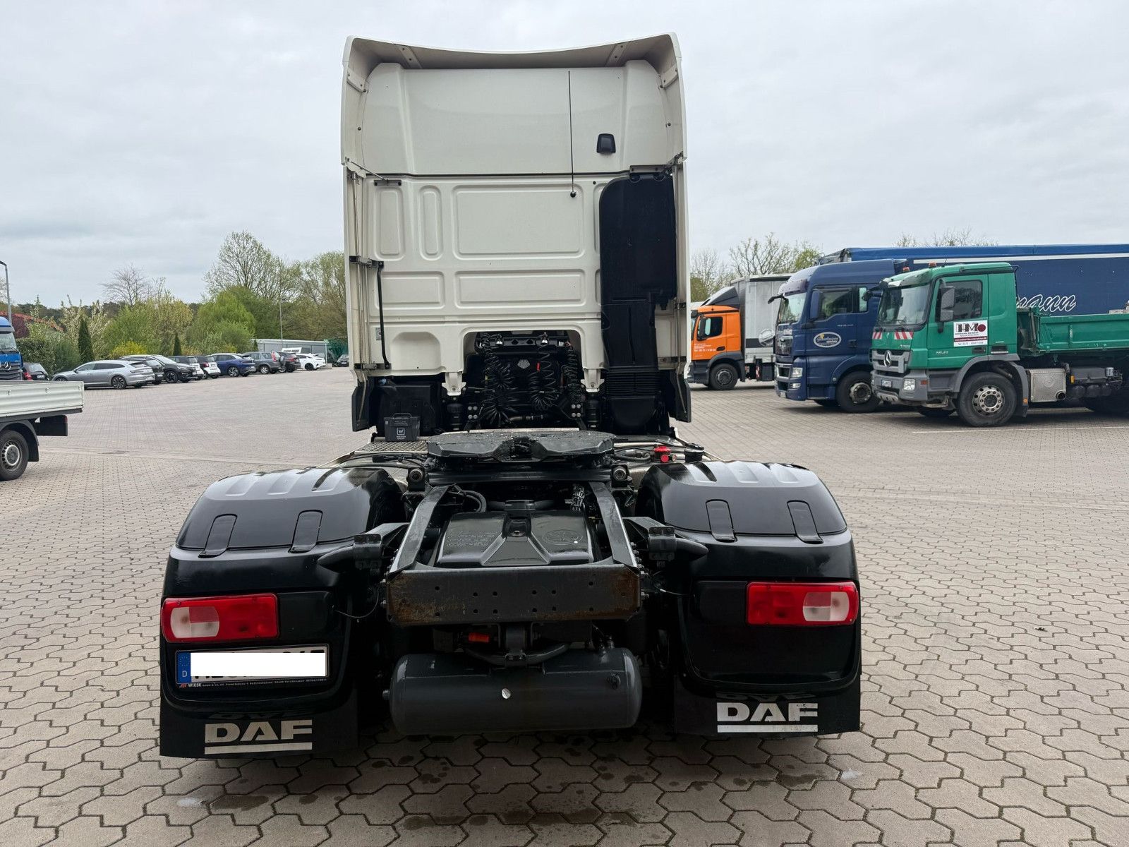 Fahrzeugabbildung DAF XF 530 FT mit Hydraulik sehr gepflegt