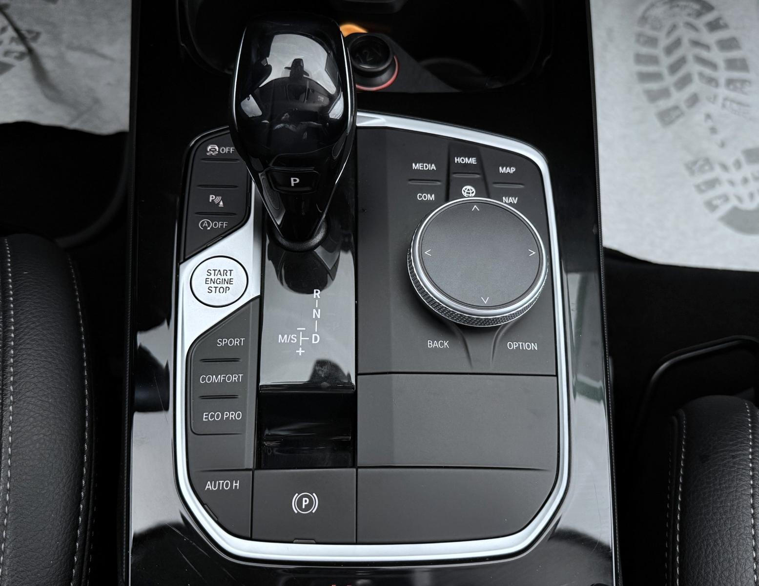 BMW 1 Series d Sport Line (F40) *LED*HeadUp*PDC*SHZ, миниатюра 15