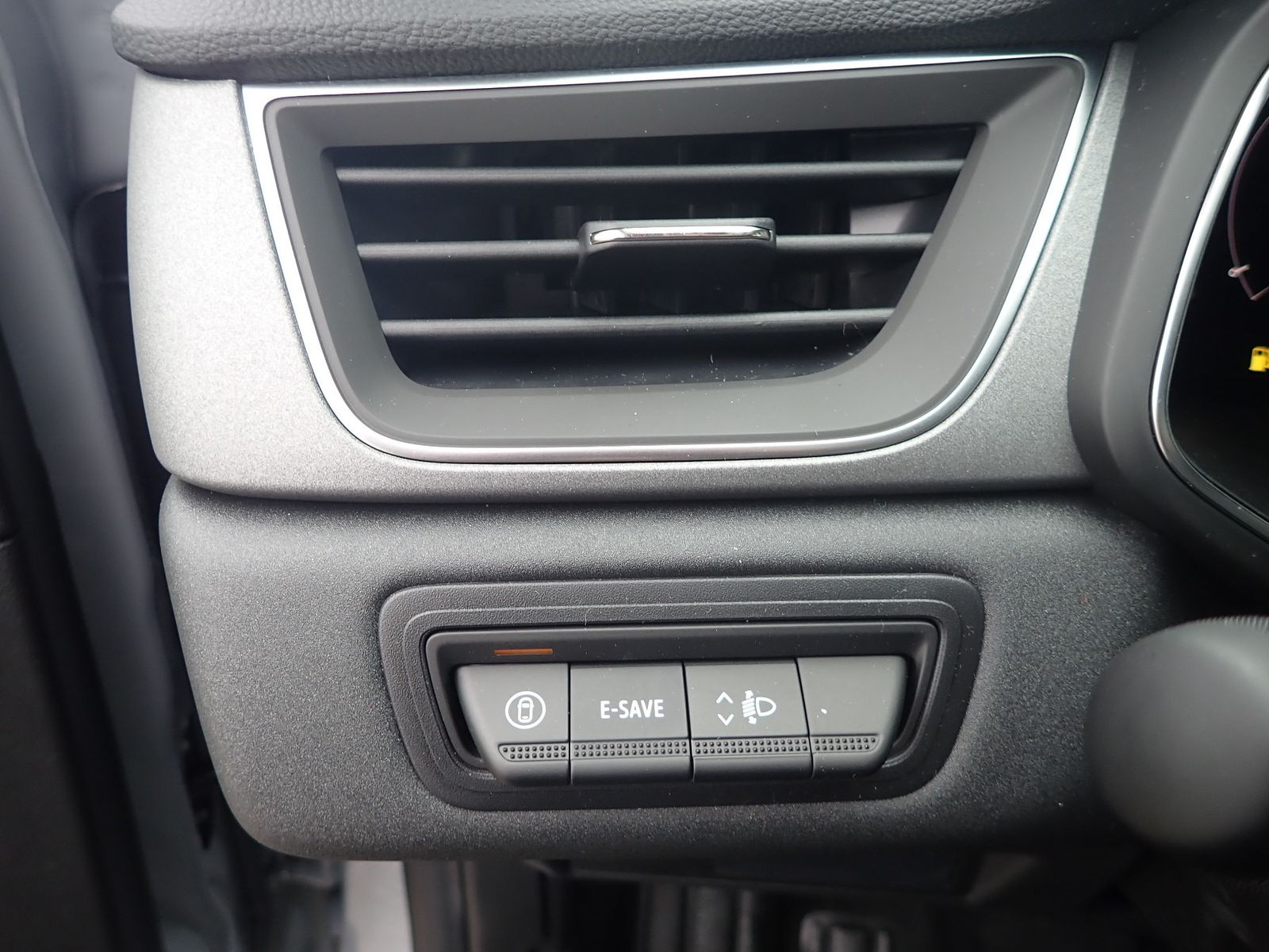 Fahrzeugabbildung Renault Captur Techno E-TECH Full Hybrid 145
