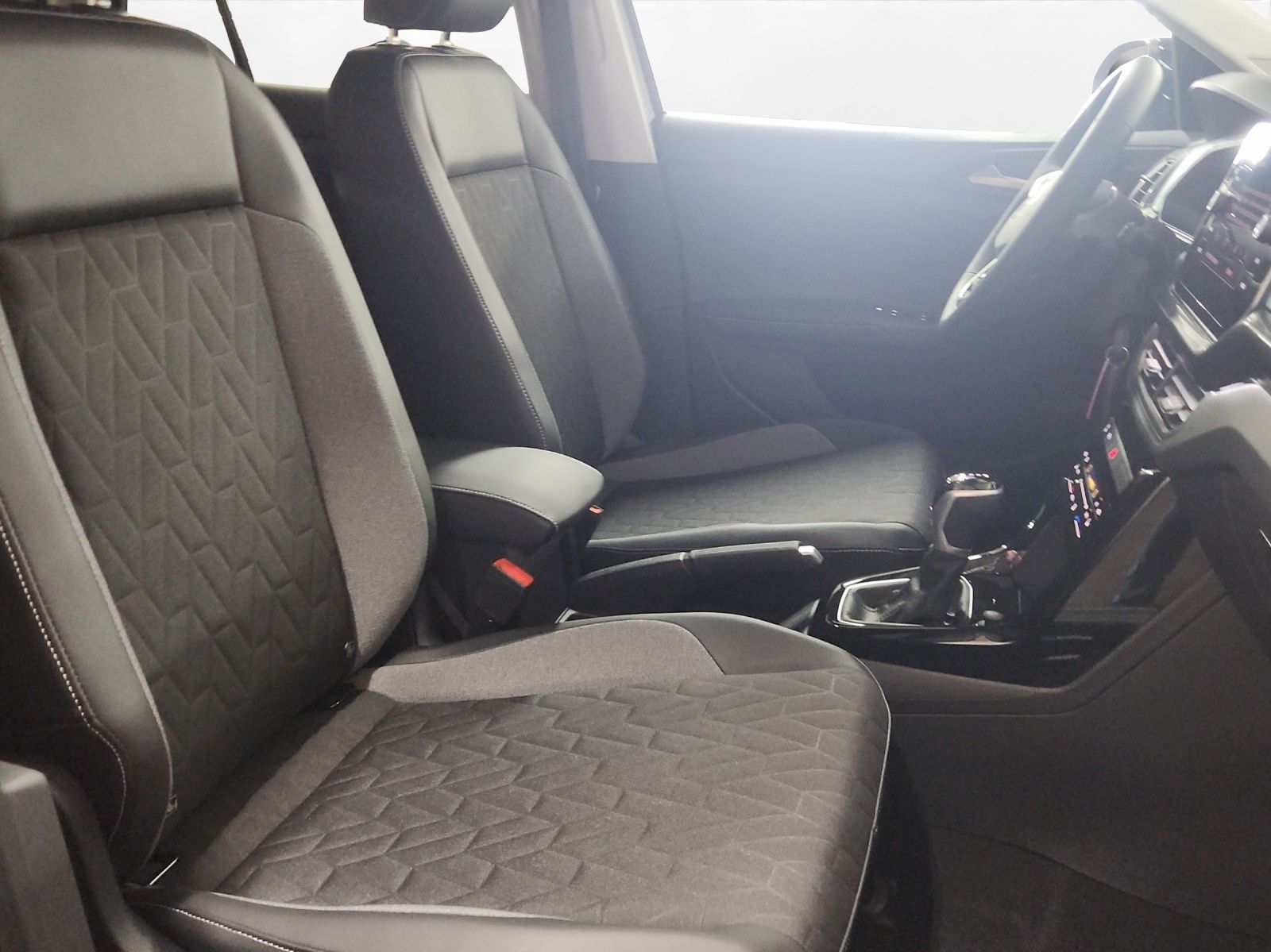 Volkswagen T-Cross - Bild 9