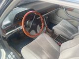 Mercedes-Benz 380 - Mercedes-Benz 380 aus 1982