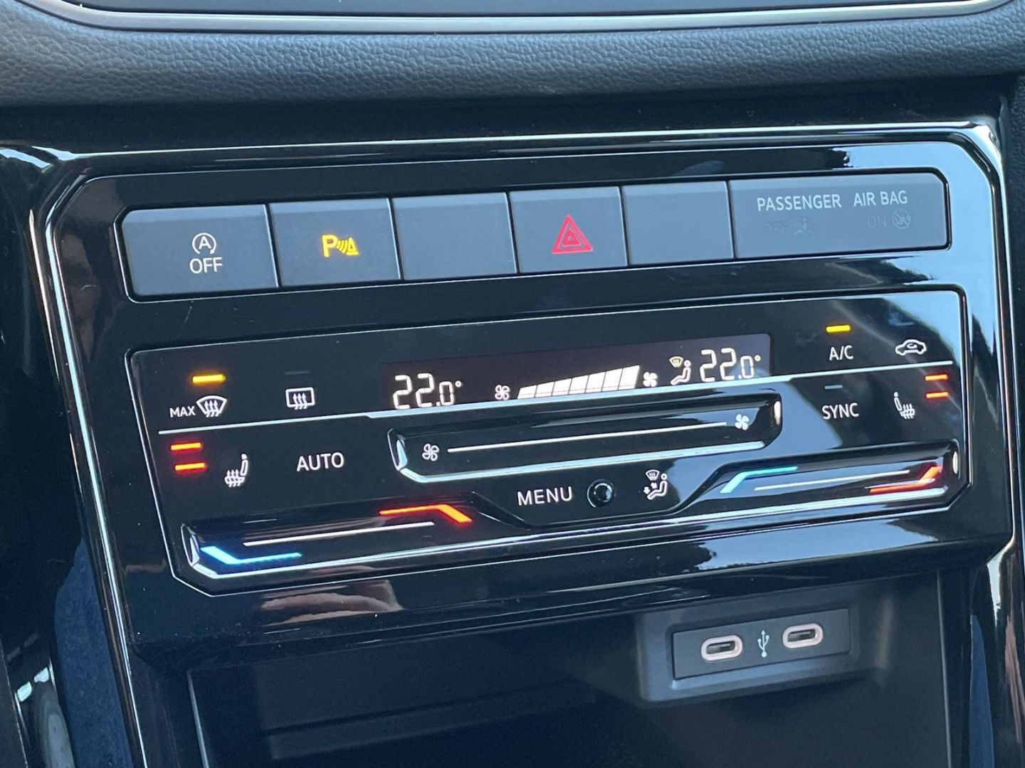 T-Cross ENERGY 1.0 TSI DSG Kamera/LED/ACC/Klima