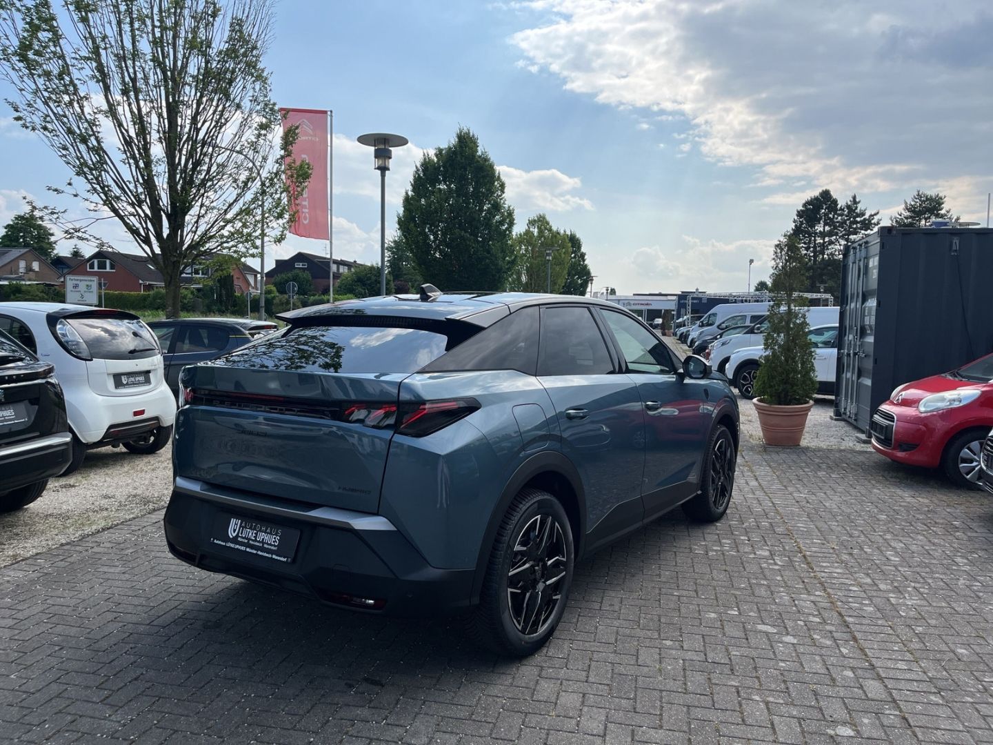 Fahrzeugabbildung Peugeot 3008 GT HYBRID 145 e-DSC6 Navi Memory Sitze ACC