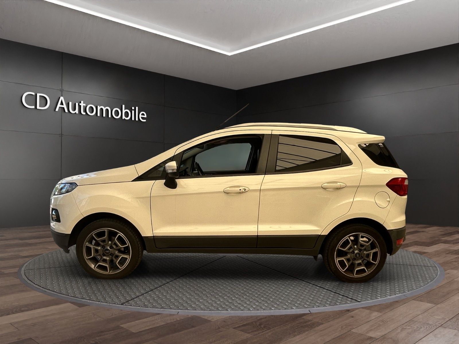 Fahrzeugabbildung Ford EcoSport Titanium/ 1.Hand /Klima/Navi/PDC/SHZ/