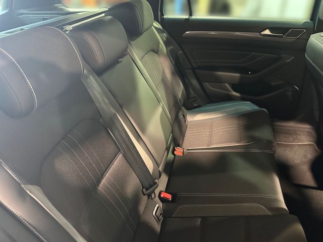 Passat Variant Alltrack 2.0 TDI DSG 4M +LED+AHK+