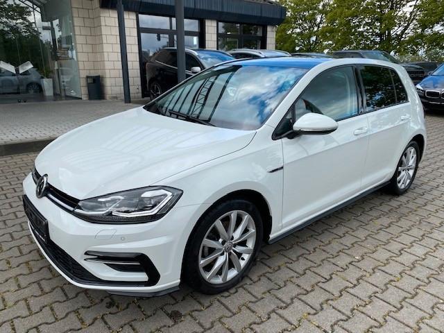 Volkswagen Golf VII 1,5 TSI /Highline /R-LINE